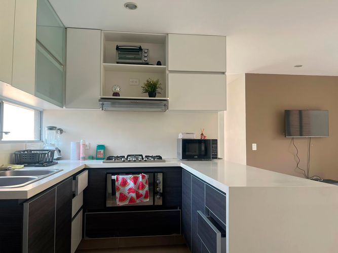 Apartamento de 2 alcobas en arriendo en El Poblado, Medellín, 92 m² · foto 10 de 19