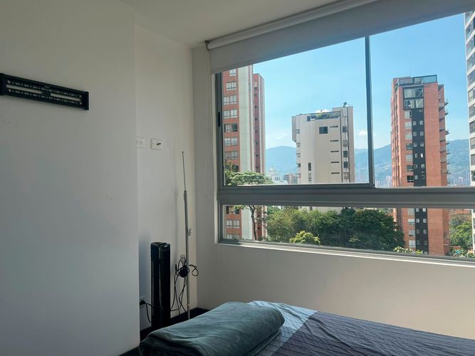 Apartamento de 2 alcobas en arriendo en El Poblado, Medellín, 92 m² · foto 14 de 19