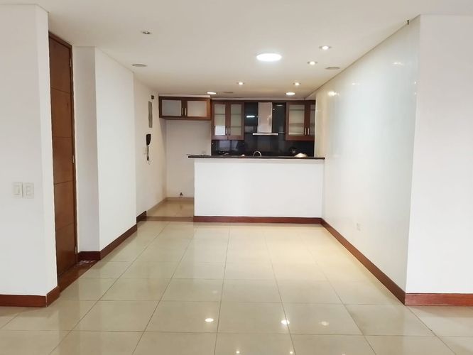 Apartamento de 2 alcobas en arriendo en Loma De Los Gonzalez, Medellín, 112 m² · foto 3 de 18