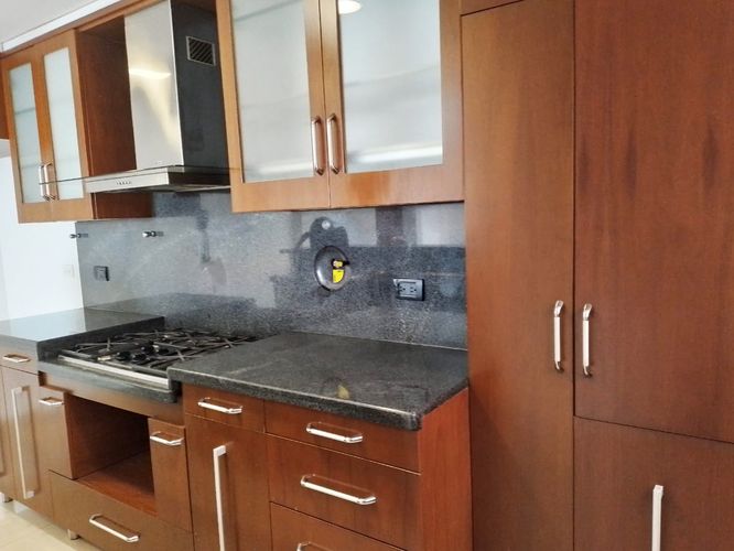 Apartamento de 2 alcobas en arriendo en Loma De Los Gonzalez, Medellín, 112 m² · foto 4 de 18