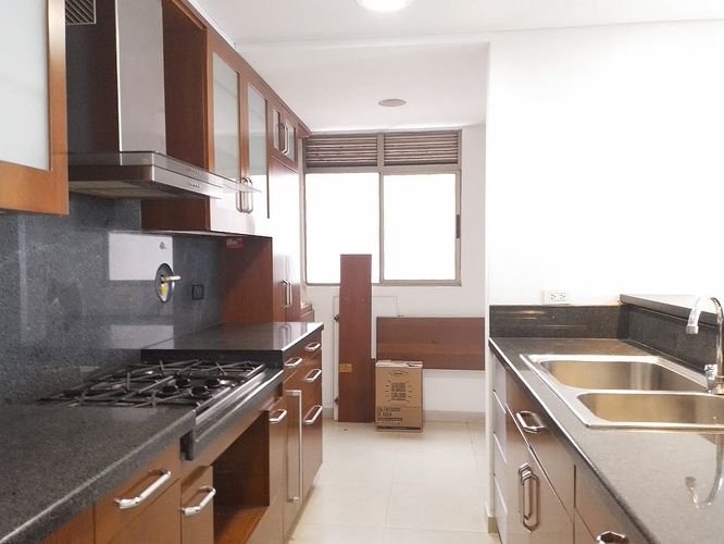 Apartamento de 2 alcobas en arriendo en Loma De Los Gonzalez, Medellín, 112 m² · foto 5 de 18