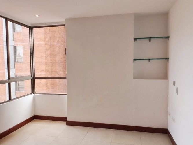 Apartamento de 2 alcobas en arriendo en Loma De Los Gonzalez, Medellín, 112 m² · foto 8 de 18
