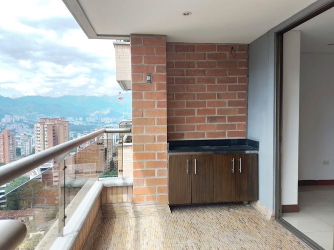 Apartamento de 2 alcobas en arriendo en Loma De Los Gonzalez, Medellín, 112 m² · foto 18 de 18