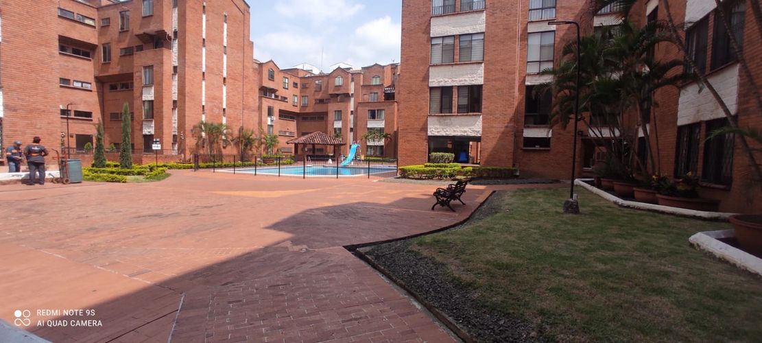 Apartamento de 3 alcobas en venta en Tequendama, Cali, 160 m² · foto 18 de 22