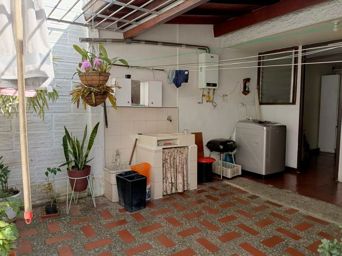 Casa de 4 alcobas en venta en Belén, Medellín, 274 m² · foto 16 de 18
