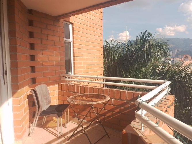 Apartamento de 3 alcobas en venta en Laureles, Medellín, 103 m² · foto 19 de 19