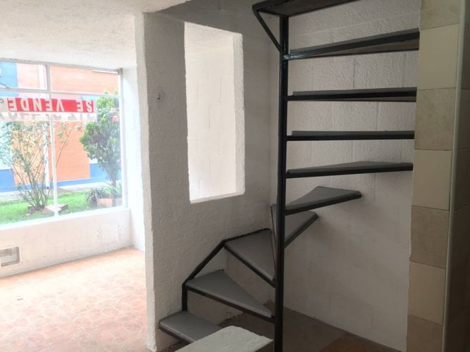 Casa de 2 alcobas en venta en Centro Fontibon, Bogotá, 40 m² · foto 4 de 21