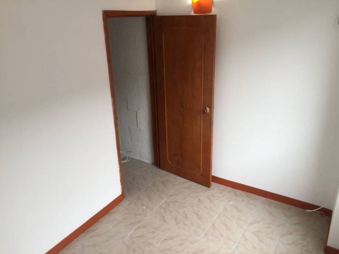 Casa de 2 alcobas en venta en Centro Fontibon, Bogotá, 40 m² · foto 13 de 21