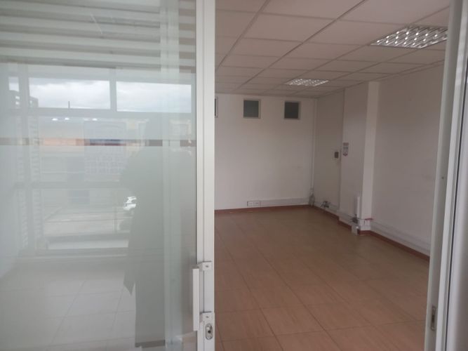 Oficina en arriendo en Siberia, Cota, 45 m² · foto 3 de 13