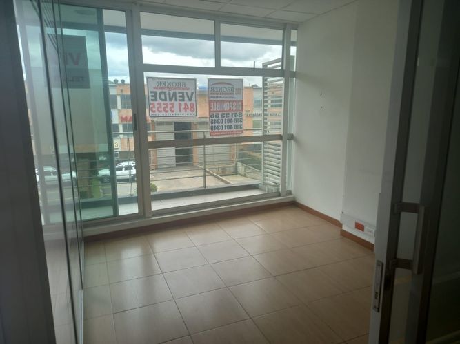 Oficina en arriendo en Siberia, Cota, 45 m² · foto 6 de 13