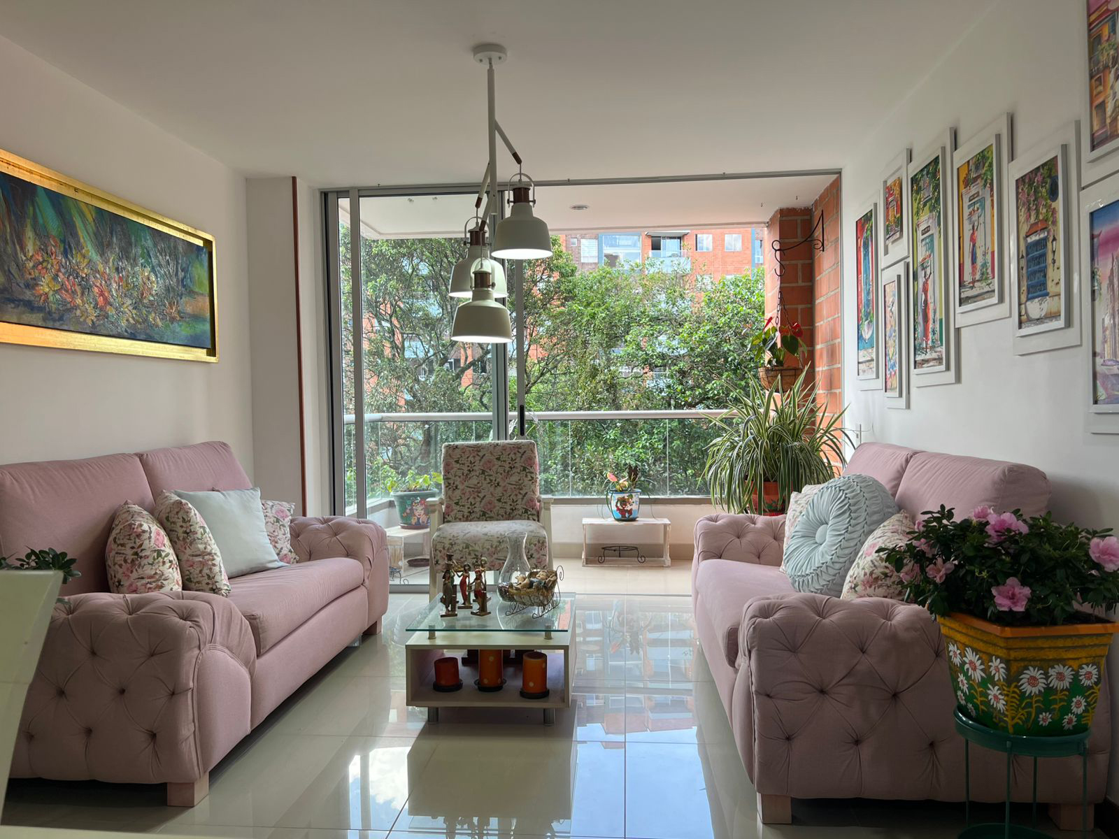 Apartamento en venta en Loma Del Chocho, Envigado · foto 2 de 17