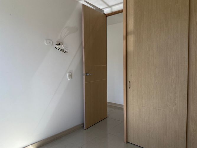 Apartamento de 2 alcobas en venta en Tres Esquinas, Sabaneta, 71 m² · foto 11 de 20