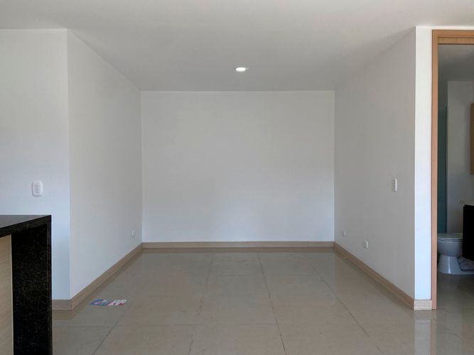 Apartamento de 2 alcobas en venta en Tres Esquinas, Sabaneta, 71 m² · foto 12 de 20