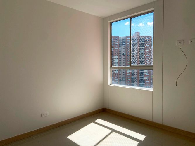 Apartamento de 2 alcobas en venta en Tres Esquinas, Sabaneta, 71 m² · foto 16 de 20