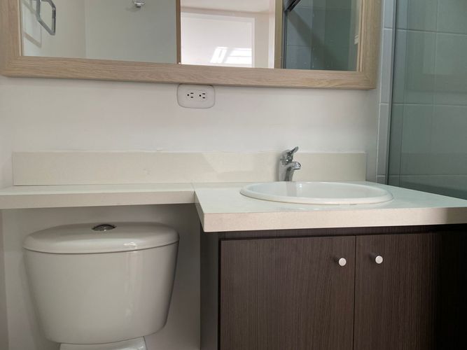 Apartamento de 2 alcobas en venta en Tres Esquinas, Sabaneta, 71 m² · foto 18 de 20