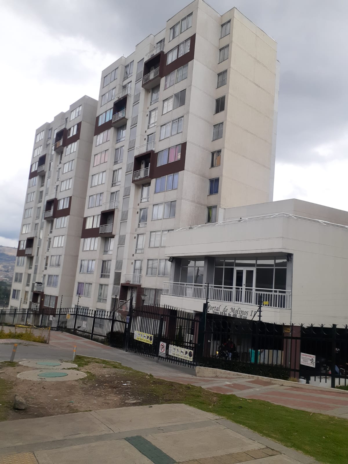 Apartamento en venta en Molinos Del Sur, Bogotá · foto 3 de 22
