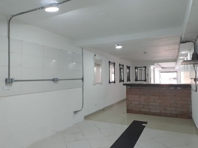 Local en arriendo en Laureles, Medellín, 100 m² · foto 6 de 14