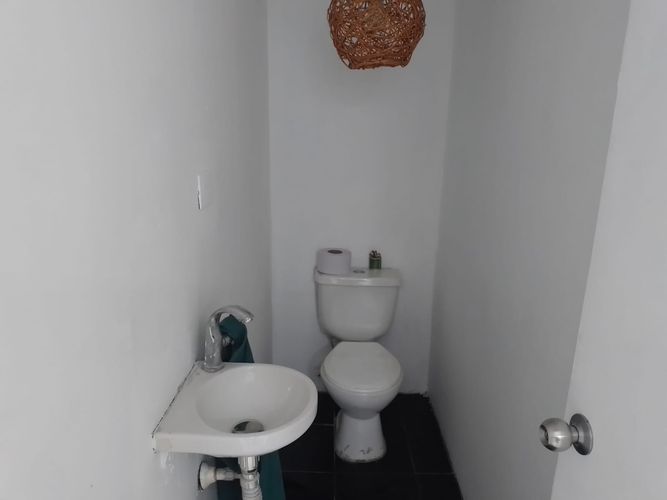 Local en arriendo en Laureles, Medellín, 100 m² · foto 13 de 14