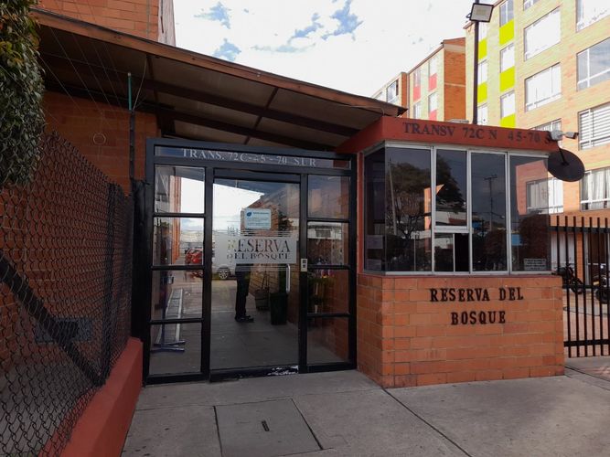 Apartamento de 3 alcobas en venta en León Xiii, Bogotá, 53 m² · foto 2 de 15