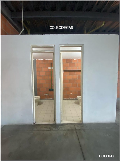 Bodega en venta en Zona Industrial La Popa, Dosquebradas, 250 m² · foto 10 de 24