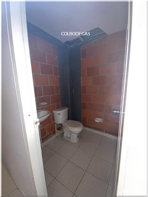 Bodega en venta en Zona Industrial La Popa, Dosquebradas, 250 m² · foto 12 de 24
