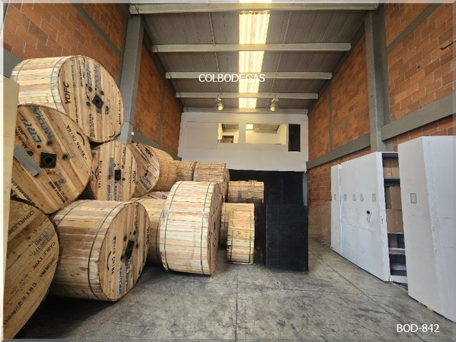 Bodega en venta en Zona Industrial La Popa, Dosquebradas, 250 m² · foto 20 de 24