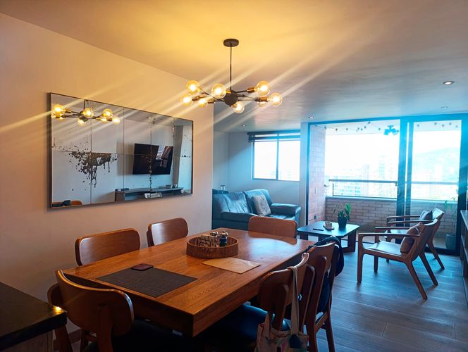 Apartamento de 2 alcobas en arriendo en El Poblado, Medellín, 86 m² · foto 5 de 19