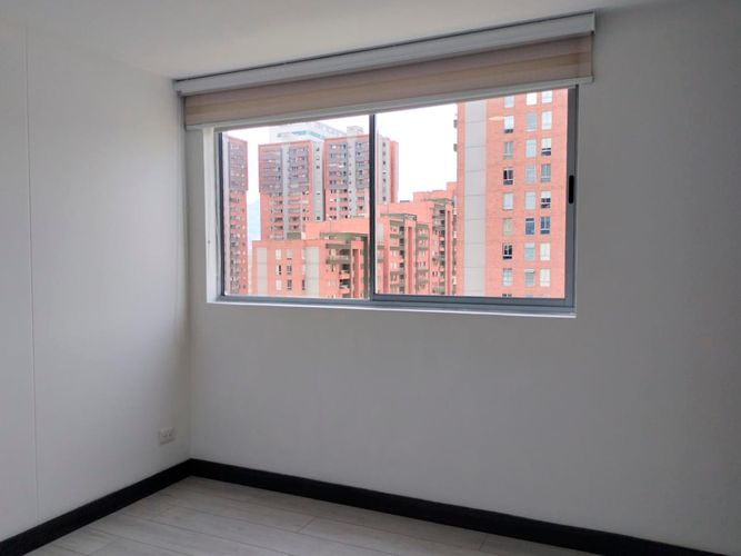Apartamento de 2 alcobas en arriendo en El Poblado, Medellín, 78 m² · foto 15 de 18