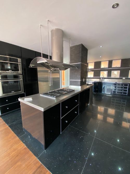 Apartamento de 5 alcobas en venta en Los Rosales, Bogotá, 262 m² · foto 6 de 19