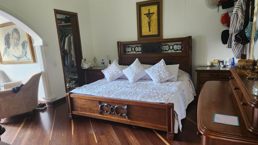 Casa de 4 alcobas en venta en Vía Las Palmas, Medellín, 276 m² · foto 15 de 24