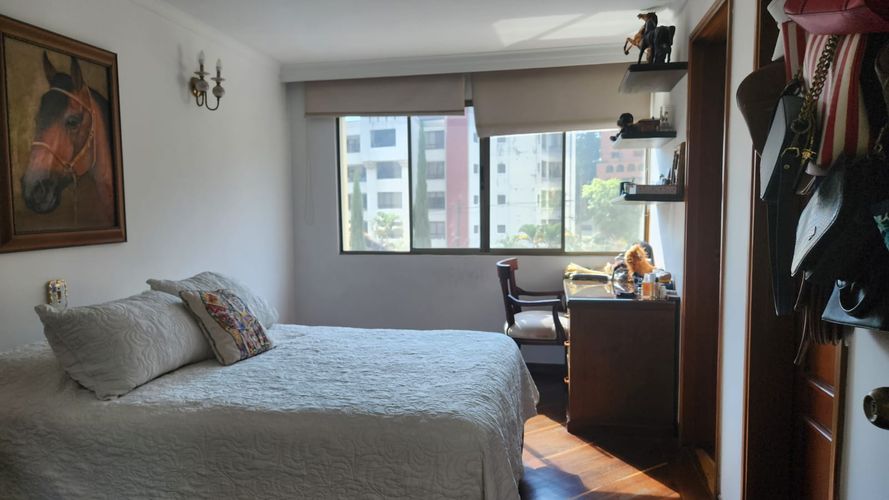 Casa de 4 alcobas en venta en Vía Las Palmas, Medellín, 276 m² · foto 18 de 24