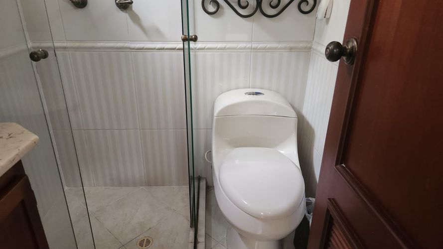 Casa de 4 alcobas en venta en Vía Las Palmas, Medellín, 276 m² · foto 19 de 24