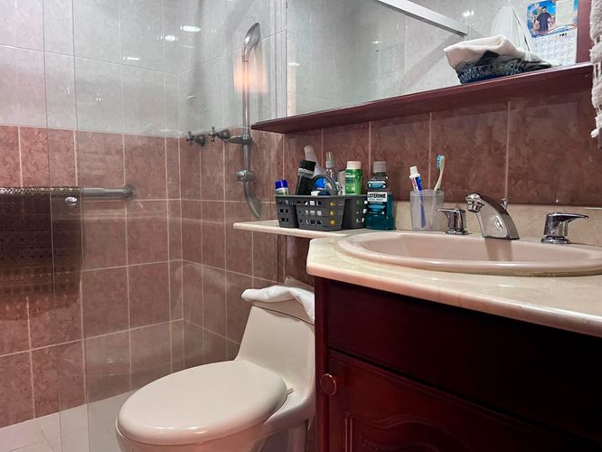 Apartamento de 3 alcobas en venta en El Poblado, Medellín, 210 m² · foto 19 de 20