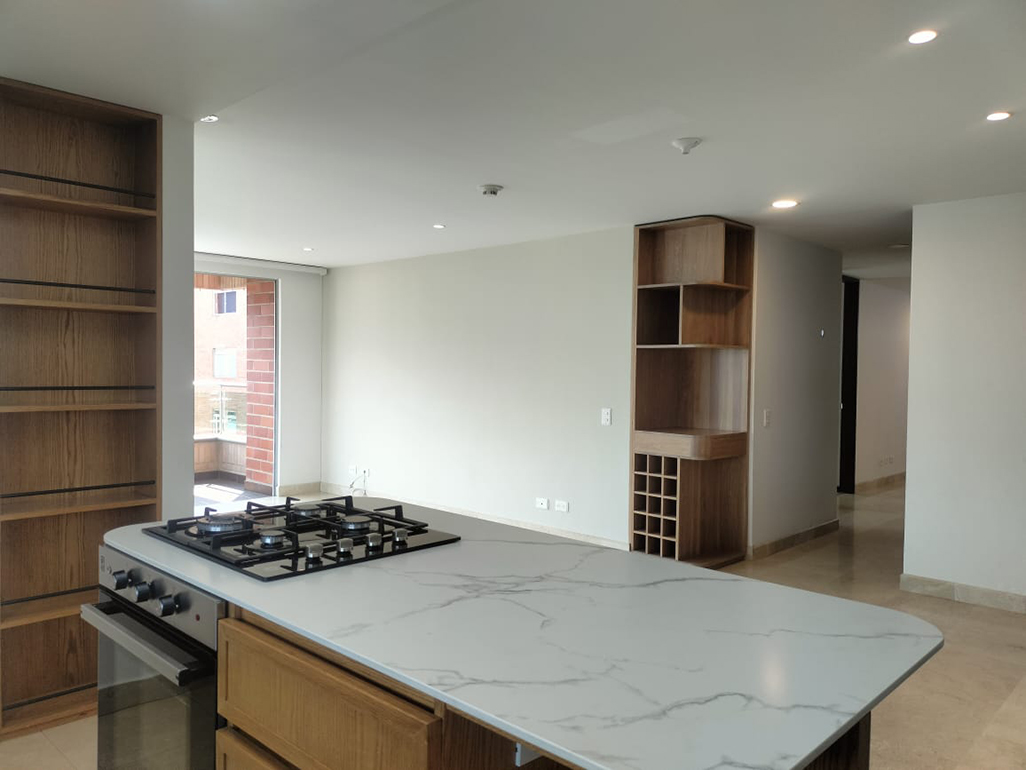 Apartamento en venta en Loma Benedictinos, Envigado · foto 4 de 20