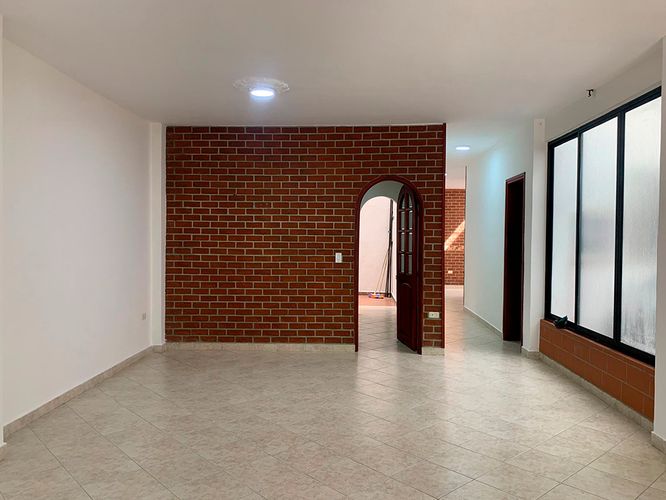 Local en arriendo en El Poblado, Medellín, 191 m² · foto 5 de 14