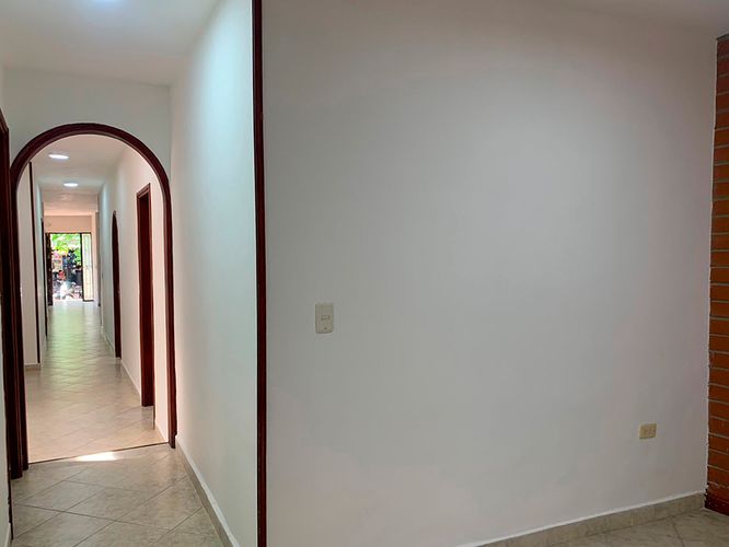 Local en arriendo en El Poblado, Medellín, 191 m² · foto 6 de 14