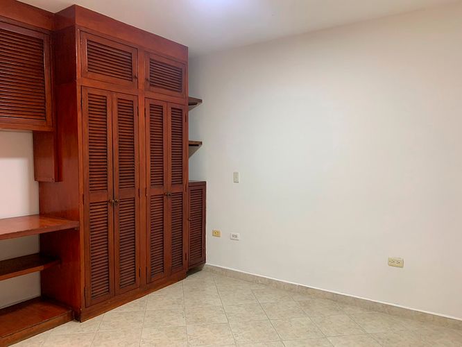 Local en arriendo en El Poblado, Medellín, 191 m² · foto 11 de 14