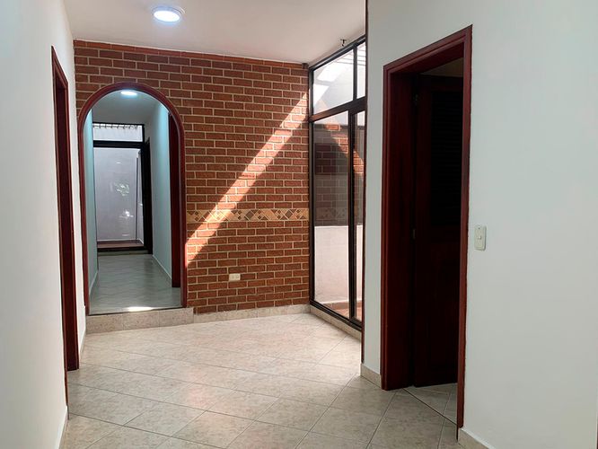 Local en arriendo en El Poblado, Medellín, 191 m² · foto 12 de 14