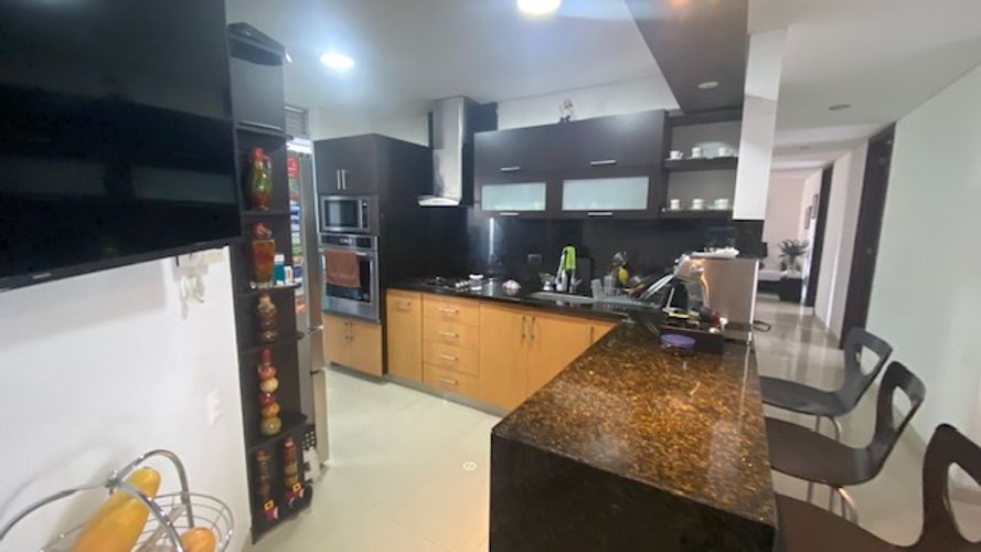 Apartamento de 4 alcobas en venta en Cabecera Del Llano, Bucaramanga, 133 m² · foto 4 de 24