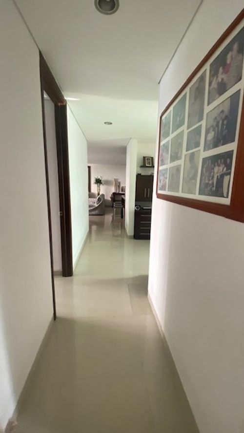Apartamento de 4 alcobas en venta en Cabecera Del Llano, Bucaramanga, 133 m² · foto 11 de 24