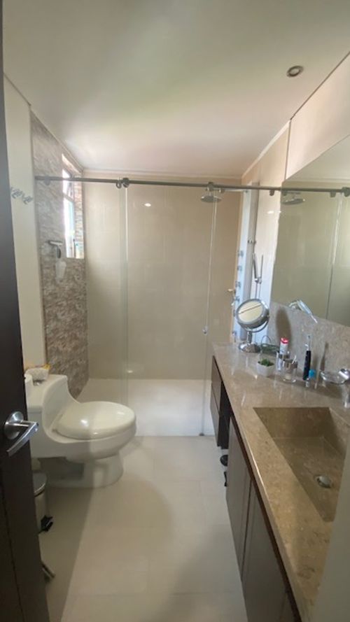 Apartamento de 4 alcobas en venta en Cabecera Del Llano, Bucaramanga, 133 m² · foto 14 de 24