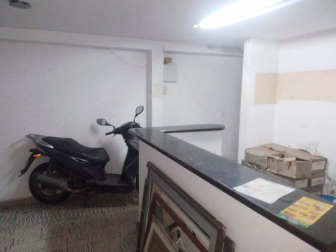 Bodega en venta en Belén, Medellín, 387 m² · foto 9 de 10