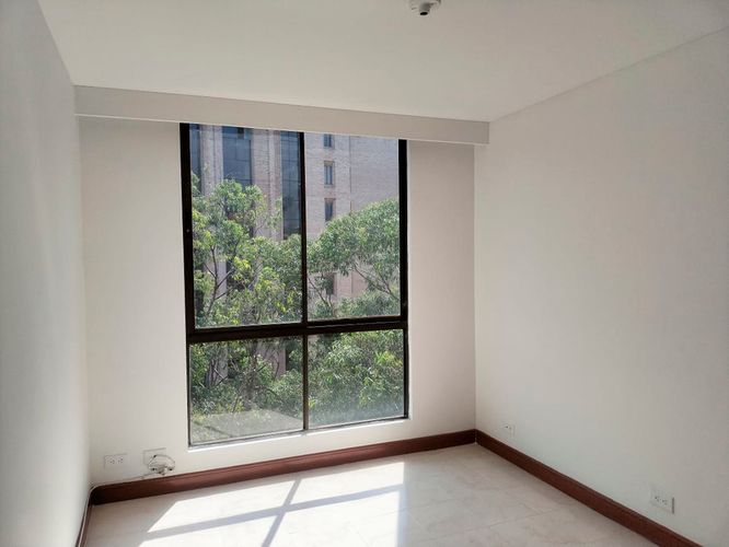 Apartamento de 2 alcobas en arriendo en El Poblado, Medellín, 80 m² · foto 10 de 18