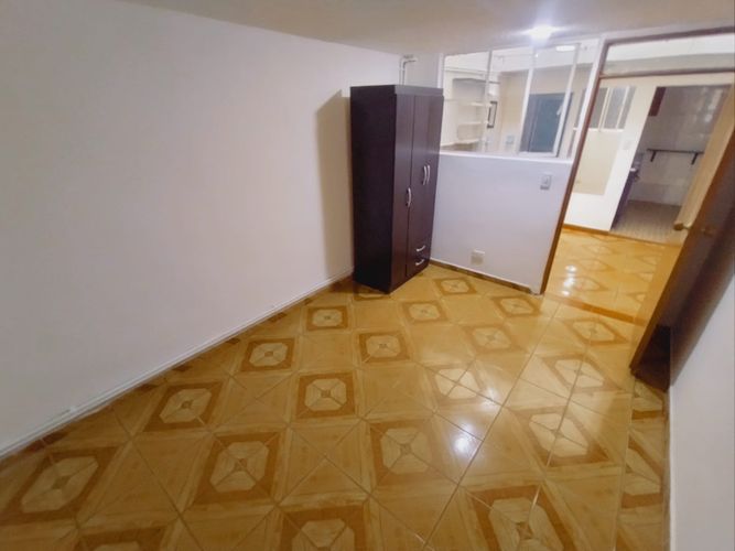 Apartamento de 3 alcobas en arriendo en Mandalay Et. Ii, Bogotá, 50 m² · foto 2 de 18