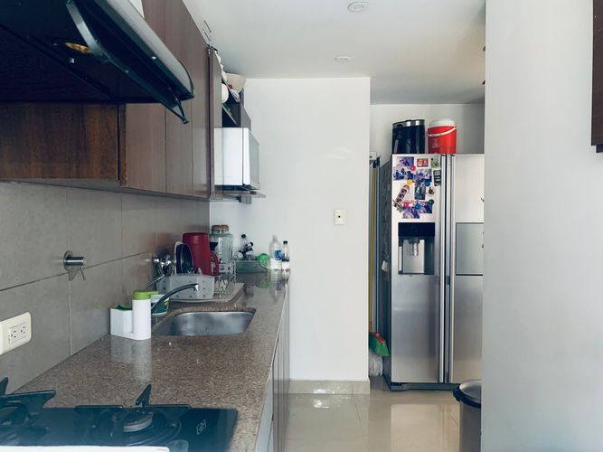Apartamento de 3 alcobas en venta en El Poblado, Medellín, 100 m² · foto 9 de 18