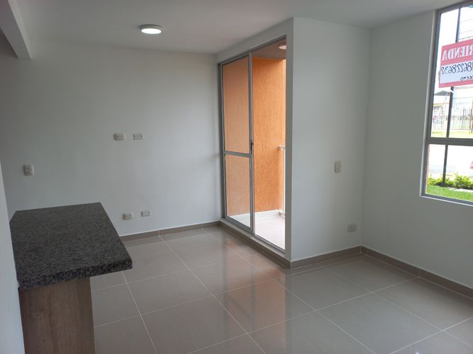 Apartamento de 2 alcobas en venta en Unicentro Palmira, Palmira, 60 m² · foto 6 de 12