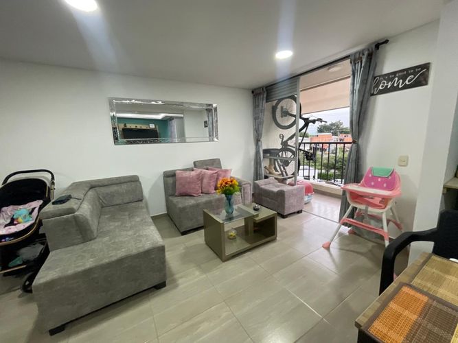 Apartamento de 2 alcobas en venta en Alfaguara, Jamundí, 56 m² · foto 2 de 24