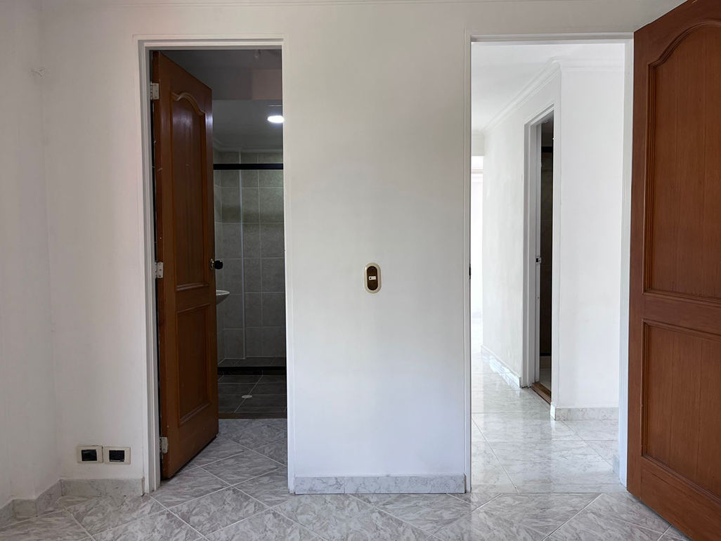 Apartamento en arriendo en San Lucas, Medellín · foto 13 de 20