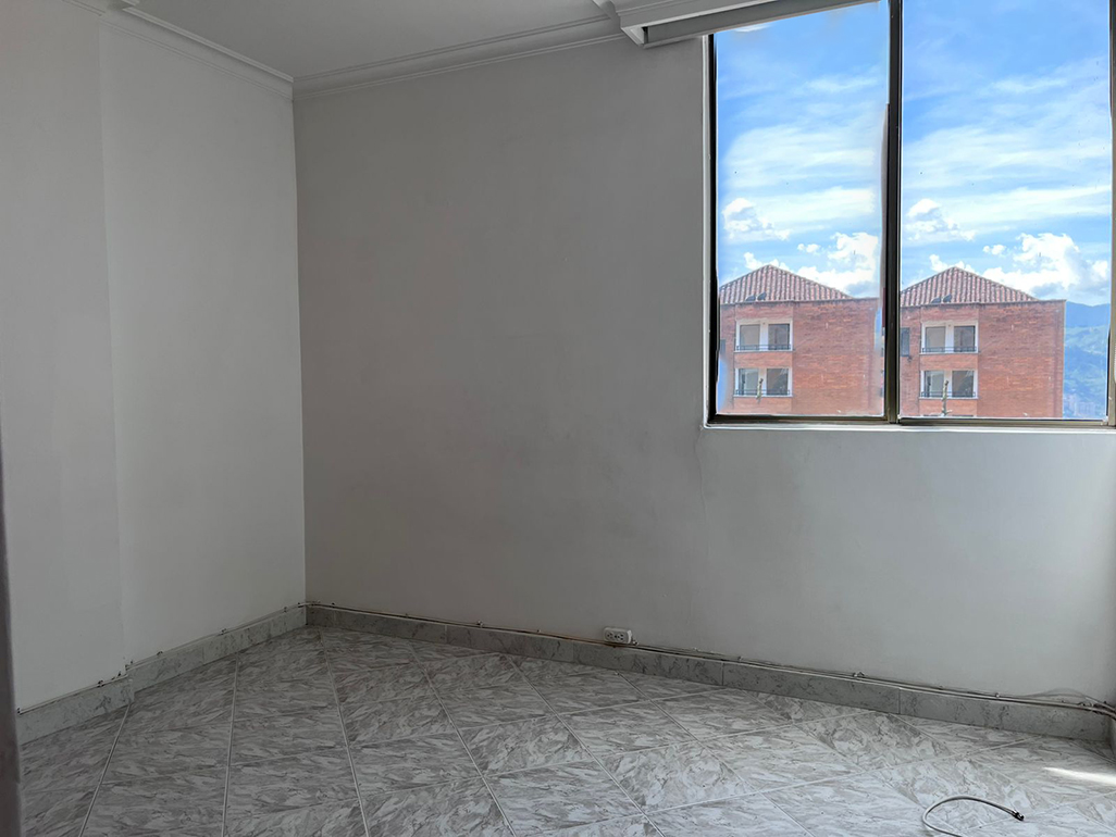 Apartamento en arriendo en San Lucas, Medellín · foto 14 de 20