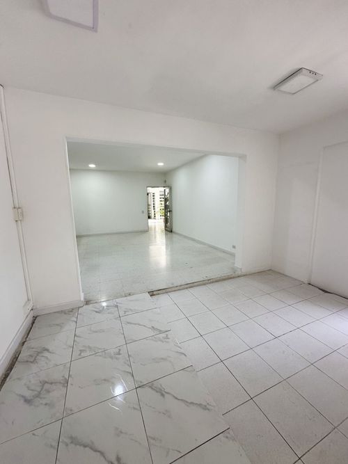 Oficina en arriendo en Santa Monica, Cali, 48 m² · foto 5 de 11